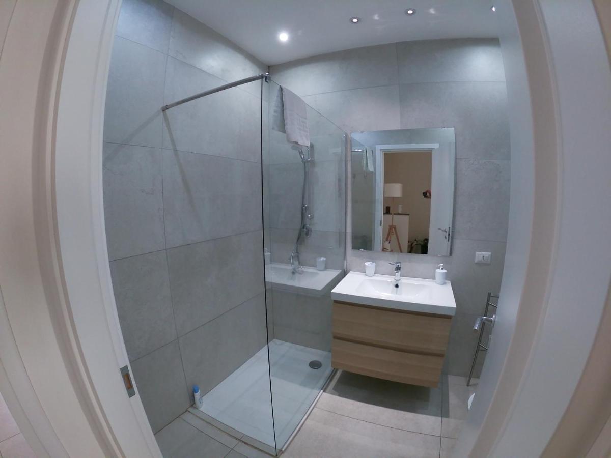 Casa Ubaruni Villa Ачиреале Екстериор снимка